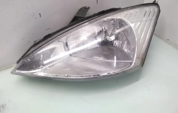 Ford Focus Headlight/headlamp E1317502