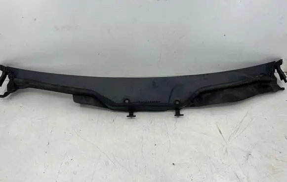 Mercedes-Benz GL X164 Wiper trim 1648300228