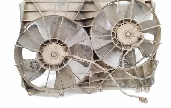 Suzuki Grand Vitara II Radiator cooling fan shroud