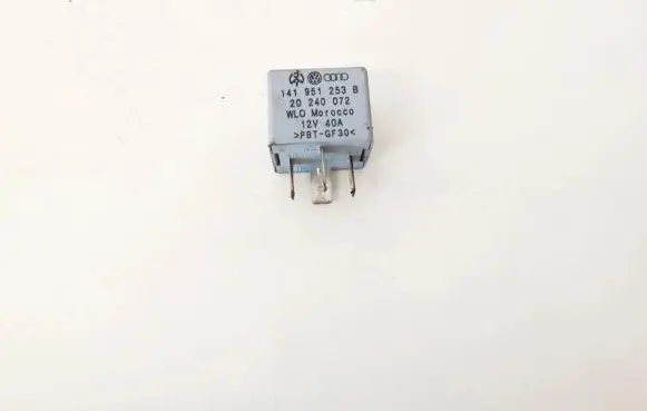Volkswagen Golf III Other relay 141951253b 20240072
