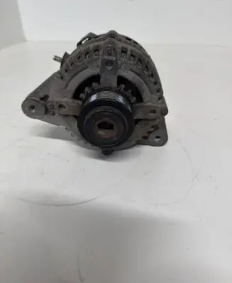 KIA Sportage Generator/alternator 373002F200 4042101060