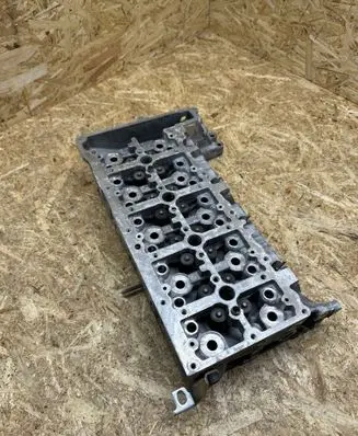 BMW 3 E90 E91 Engine head 7797678 779767806