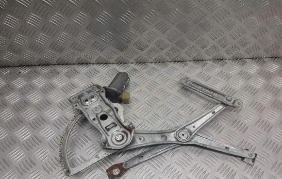 Mercedes-Benz E W210 Front door window regulator with motor 0130821708