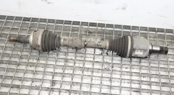 Lexus CT 200H Front driveshaft