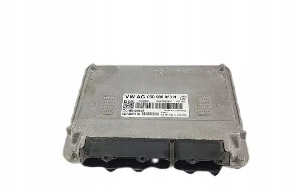 Skoda Fabia Mk2 (5J) Engine control unit/module 03D906023N