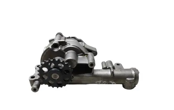 Mercedes-Benz B W245 Oil pump 6401810401