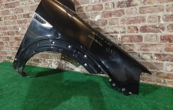 Chevrolet Captiva Fender