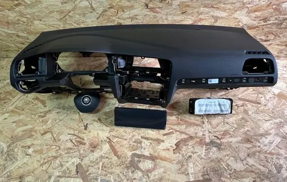 Volkswagen Golf VII Dashboard cross member/frame bar 