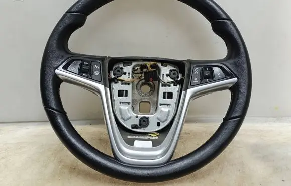 Opel Astra J Steering wheel 13251692 13351029 3064346