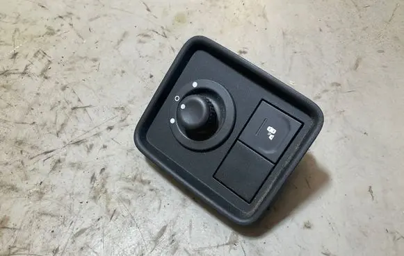 Dacia Duster II Wing mirror switch 681632296R N995