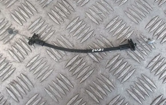 Ford Focus Rear door cable line 