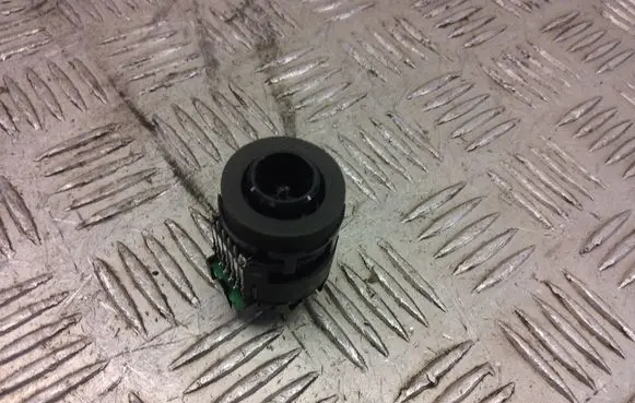 Mercedes-Benz A W176 Interior temperature sensor a2118300272