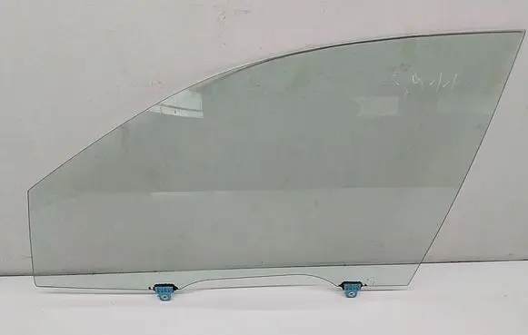 Mitsubishi Outlander Front door window glass four-door 5706A583