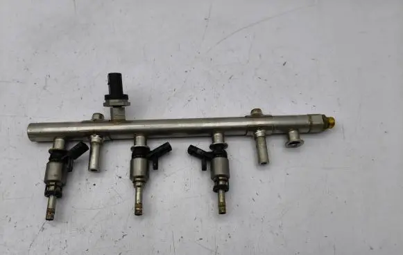 Fuel injectors set