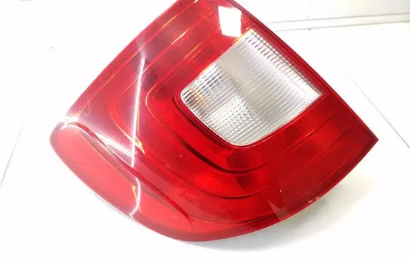 Skoda Superb B6 (3T) Rear/tail lights 21489003
