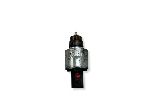 Fuel pressure regulator