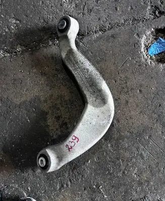 Audi A4 S4 B8 8K Rear control arm 8K0505323F