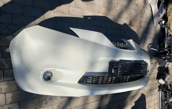Nissan Leaf I (ZE0) Front bumper