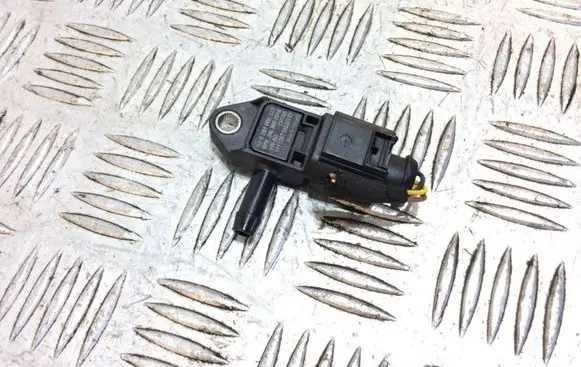 Volkswagen Golf VII Air quality sensor 04L906051B 0281006222