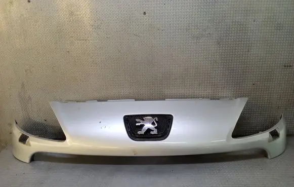 Peugeot 1007 Front bumper upper radiator grill