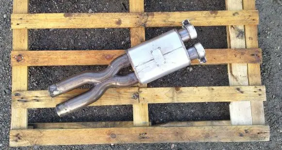 Maserati GranTurismo Middle muffler/silencer MUF139C02