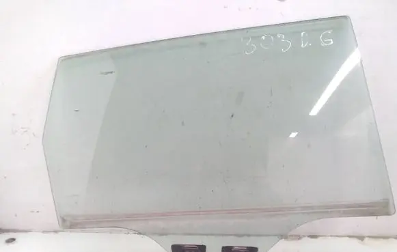 Honda FR-V Rear door window glass