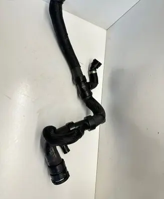 Volvo S80 Engine coolant pipe/hose S8000163
