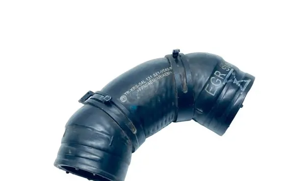 Seat Leon (5F) Turbo air intake inlet pipe/hose 04L131521AE