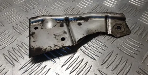 Nissan Navara D23 other engine part
