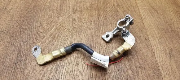 Mercedes-Benz E W213 Positive cable (battery) A2135407728