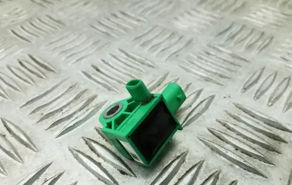 Skoda Yeti (5L) Airbag deployment crash/impact sensor 5K0959351