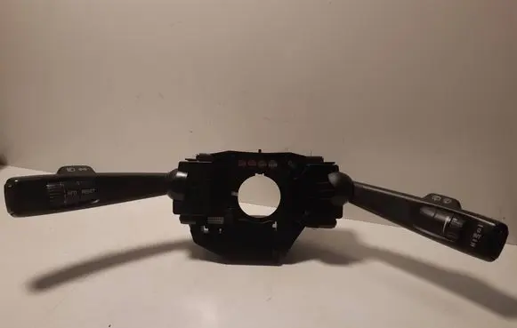 Volvo V50 Wiper control stalk 17D770