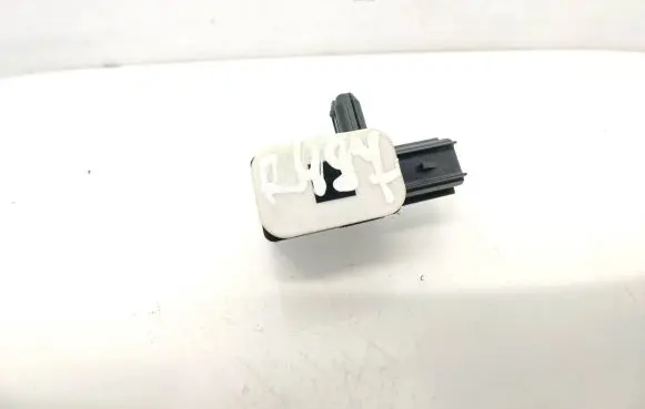 Ford Mondeo MK IV Airbag deployment crash/impact sensor AM5T14B342AA 120518204 C83HA