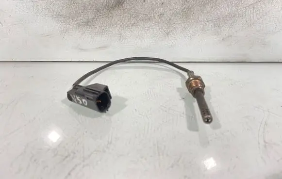 Volvo V50 Exhaust gas temperature sensor 30713739a 0550125205231