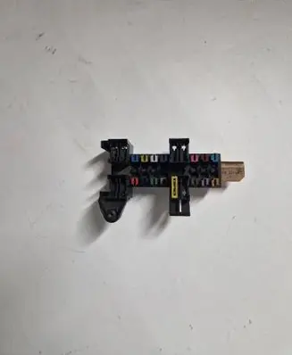 Mercedes-Benz Vito Viano W639 Fuse module 2035400050