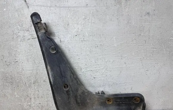 Volkswagen Golf VI Front mudguard 5M0075112