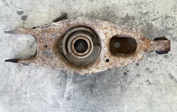 Chrysler 300 - 300C Rear upper control arm/wishbone