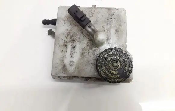 Citroen Xsara Picasso Brake fluid reservoir 