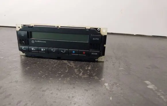 Volkswagen PASSAT B5 Climate control/heater control trim 3B1907044B 5HB007617-10
