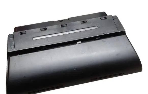 Audi A4 S4 B6 8E 8H Car ashtray 8D0857951G 8D0857951J 8D0857951H
