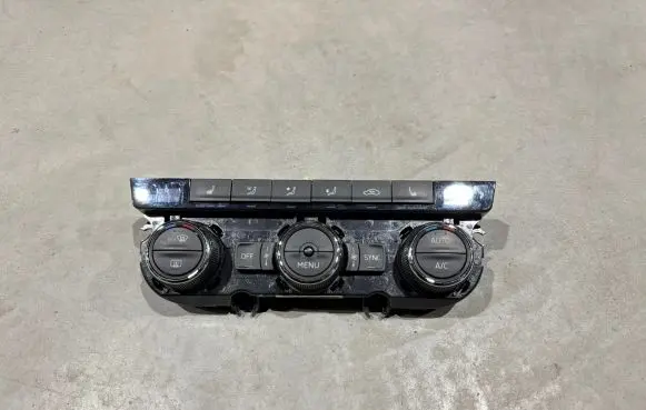 Skoda Octavia Mk3 (5E) Climate control unit 5E0907044R 5HB01128261