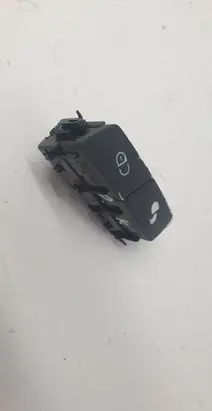 Mercedes-Benz E W212 Central locking switch button A2048706310