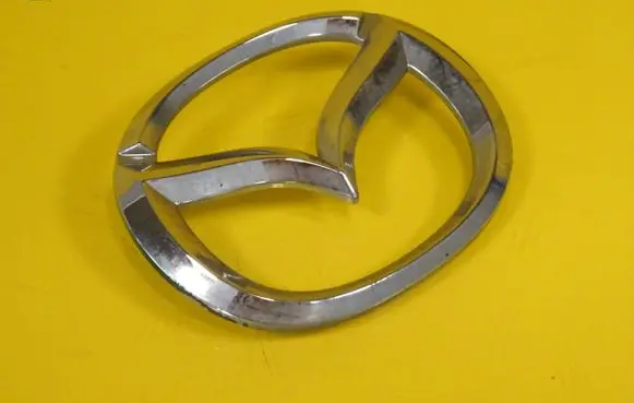 Mazda Demio Manufacturers badge/model letters DC0351731