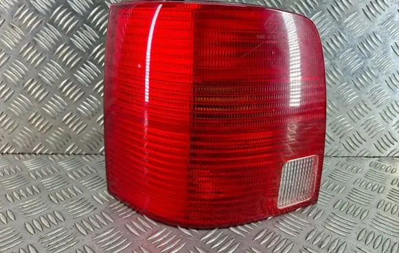 Volkswagen PASSAT B5 Rear/tail lights 3B9945111