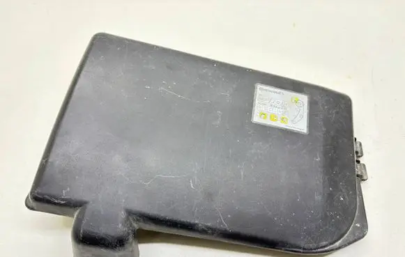 Volkswagen Polo Battery box tray cover/lid 6Q0915429B