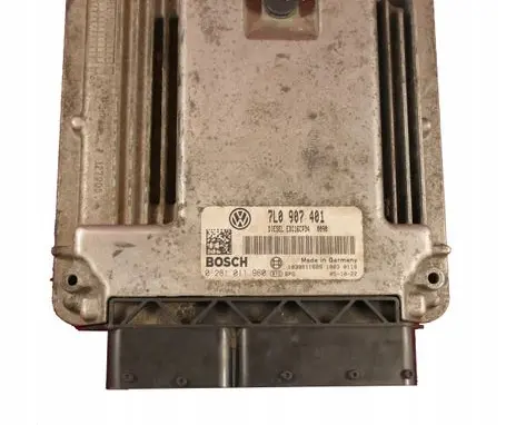 Volkswagen Touareg I Engine control unit/module 7L0907401