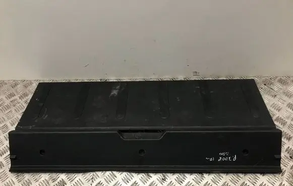 Peugeot 3008 I Other trunk/boot trim element 9684312677
