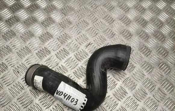 Volkswagen PASSAT B5.5 Air intake hose/pipe 3B0145834S