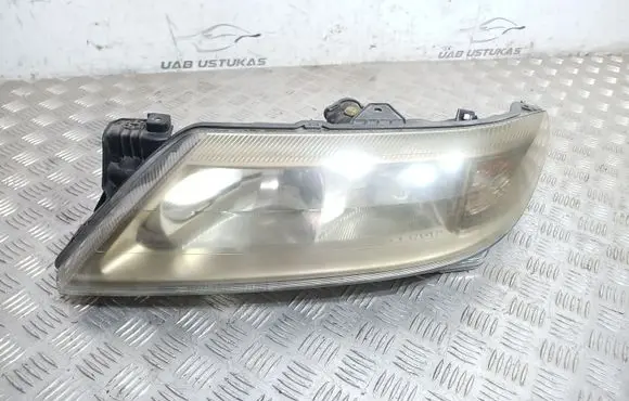 Renault Laguna II Headlight/headlamp 8200163323 89006908