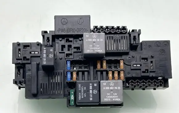 Mercedes-Benz GLC X253 C253 Fuse module A2229063202 181545203 50W211F04